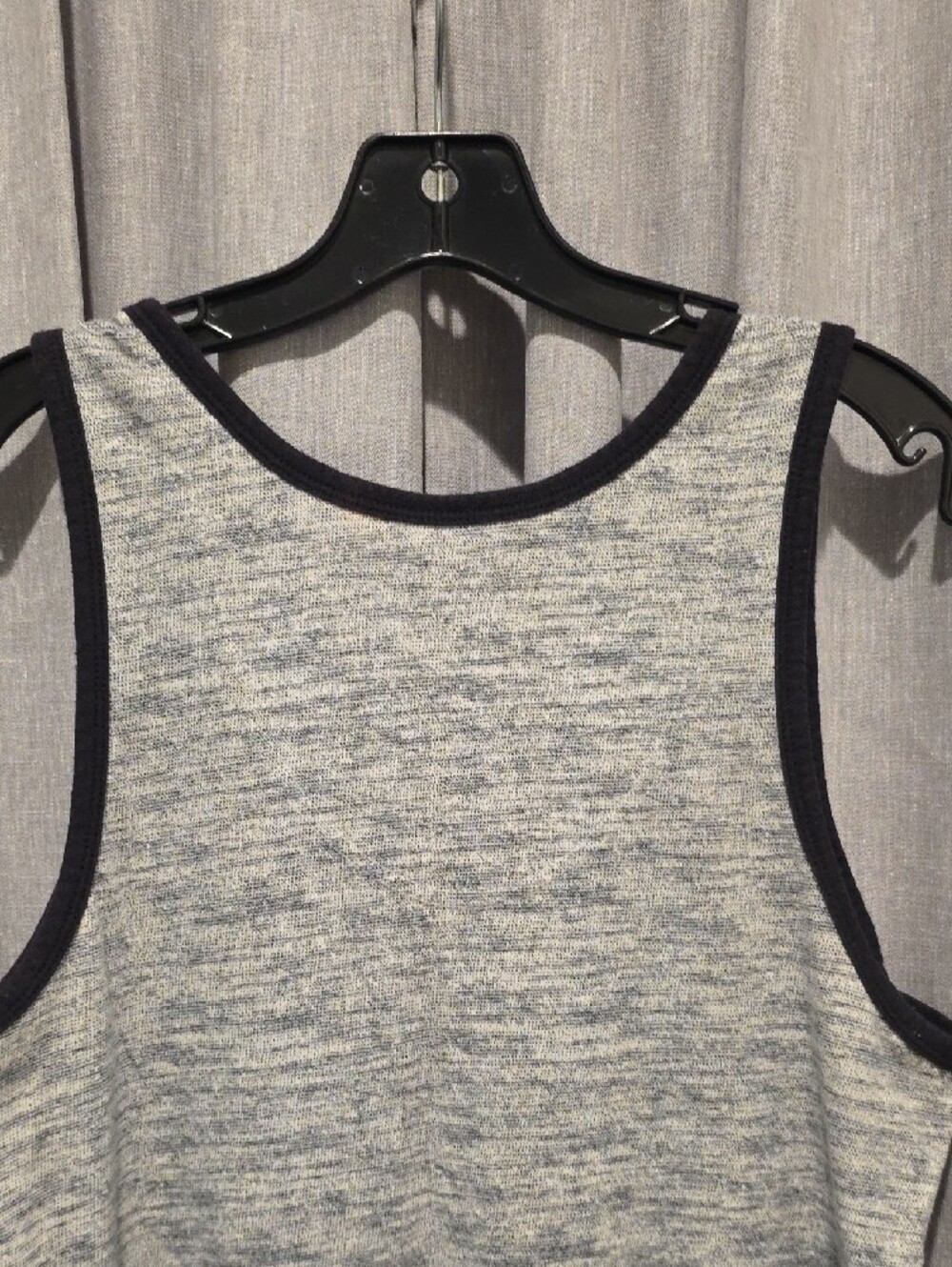Hollister Grey Marl Heather Tank with Black Trim - Picture 6 of 13